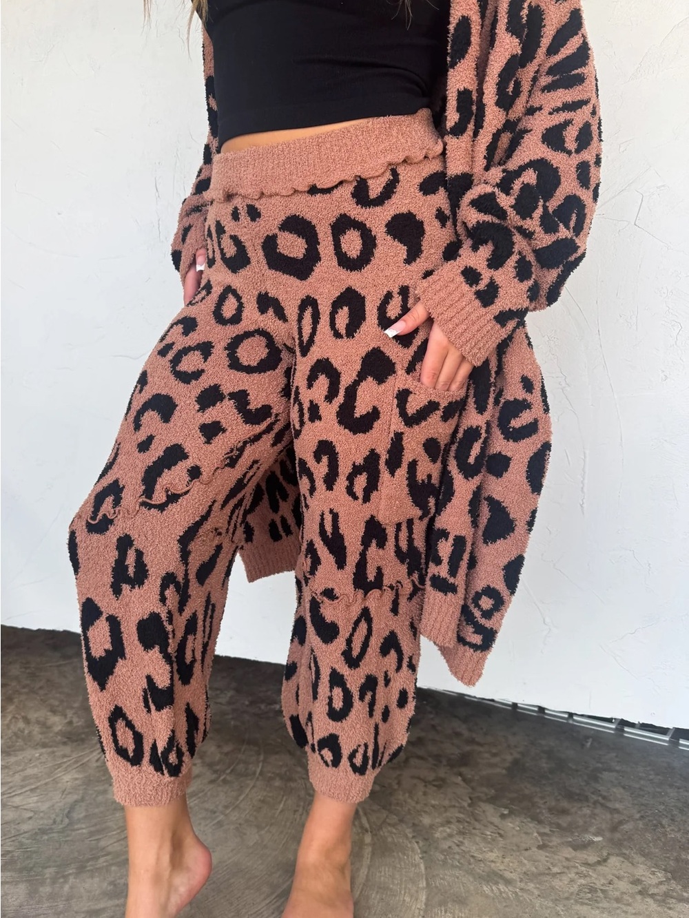 Cozy Leopard Print Pull-On Baggy Joggers